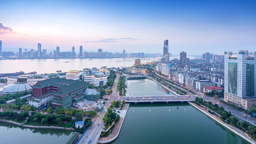 大一學生屢次建議南昌建設網紅城市,官方 望精力放在學習上